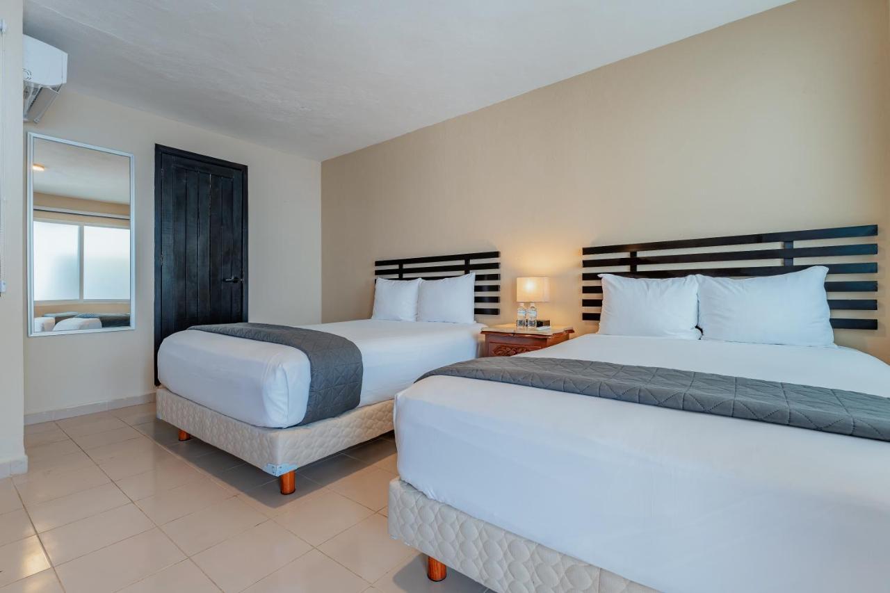 Hotel Brisas 5A Av, Playa Del Carmen Exterior foto
